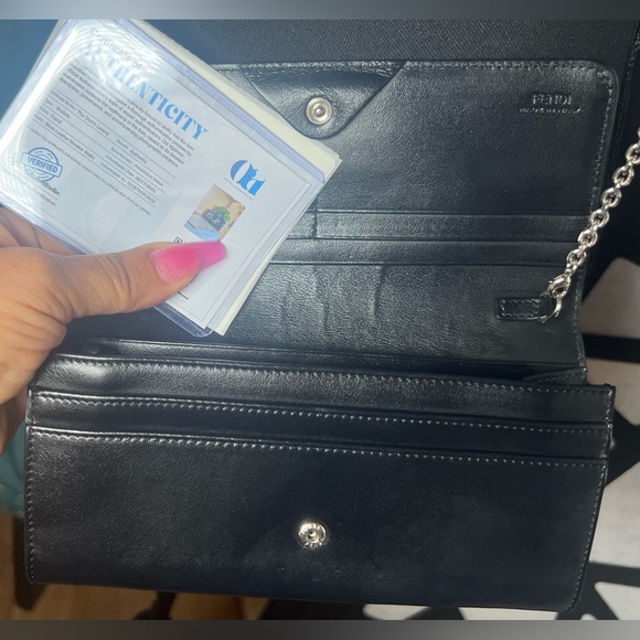 Black Leather Fendi Hypnoteyes WOC. Graphic 3D square eyes & Silver-tone chain - Picture 4 of 11